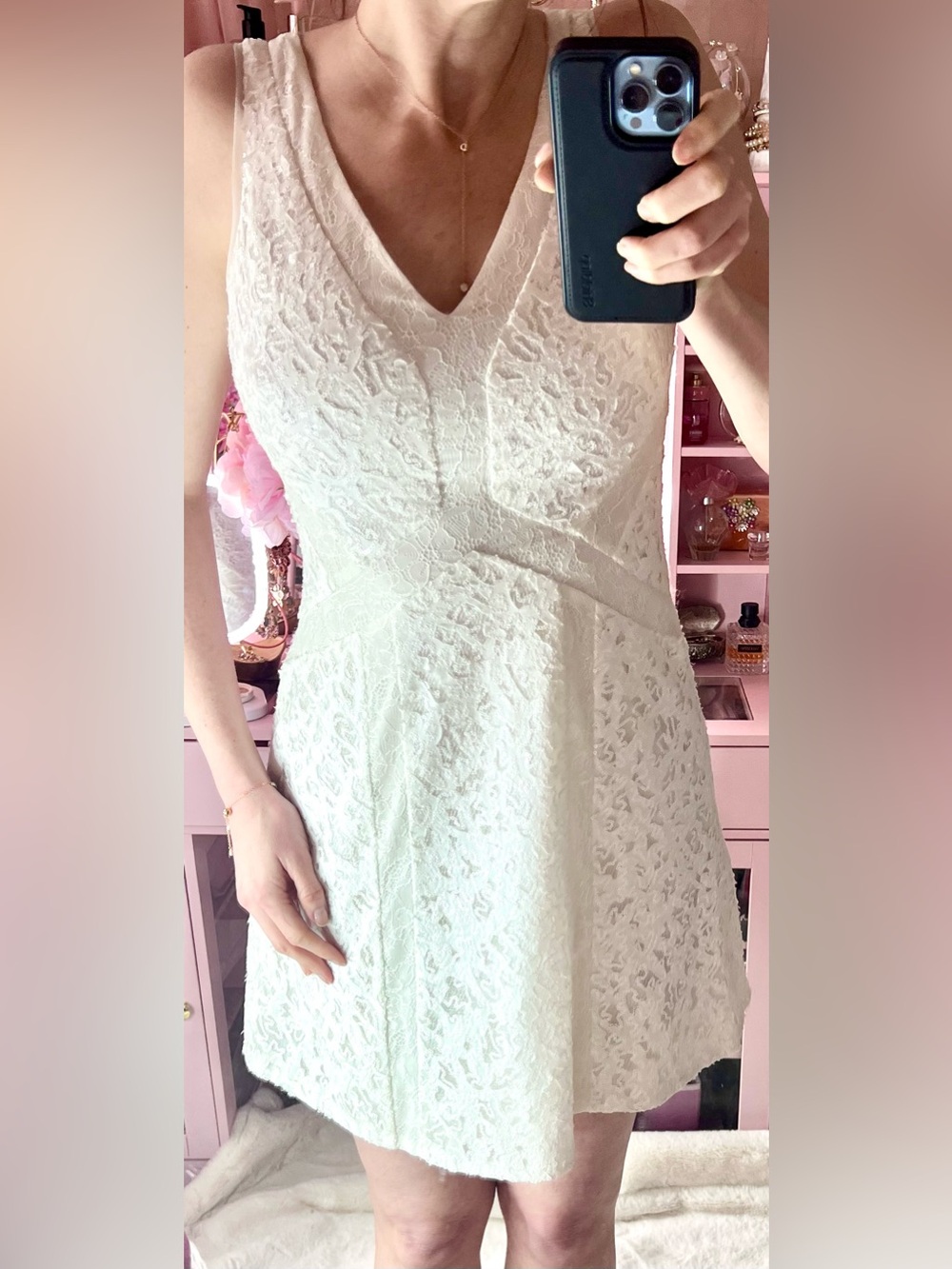 BCBGMaxAzria Ivory Lace V-Neck A-Line Dress